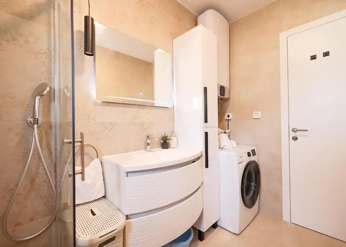 Belvedere - Garden And Jacuzzi Apartamento