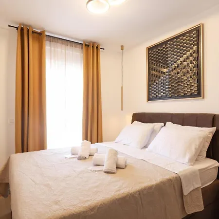 Belvedere - Garden And Jacuzzi Apartment