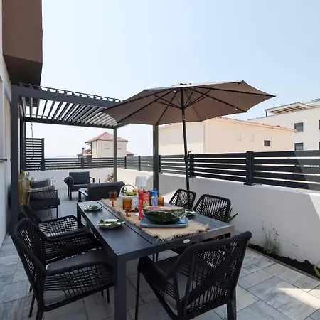 Apartment Belvedere - Garden And Jacuzzi