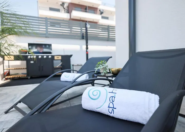 Belvedere - Garden And Jacuzzi *