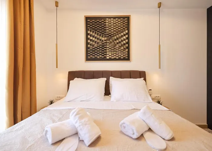 Belvedere - Garden And Jacuzzi *