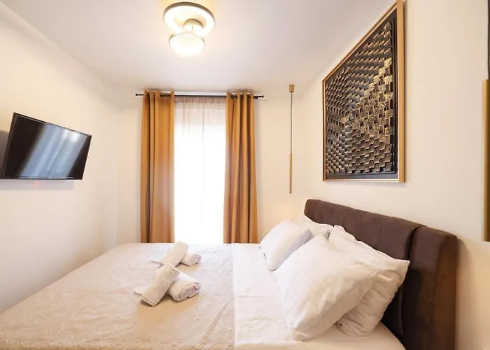 公寓 Belvedere - Garden And Jacuzzi *