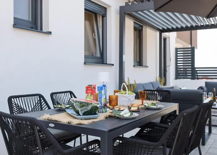 Belvedere - Garden And Jacuzzi * 扎达尔