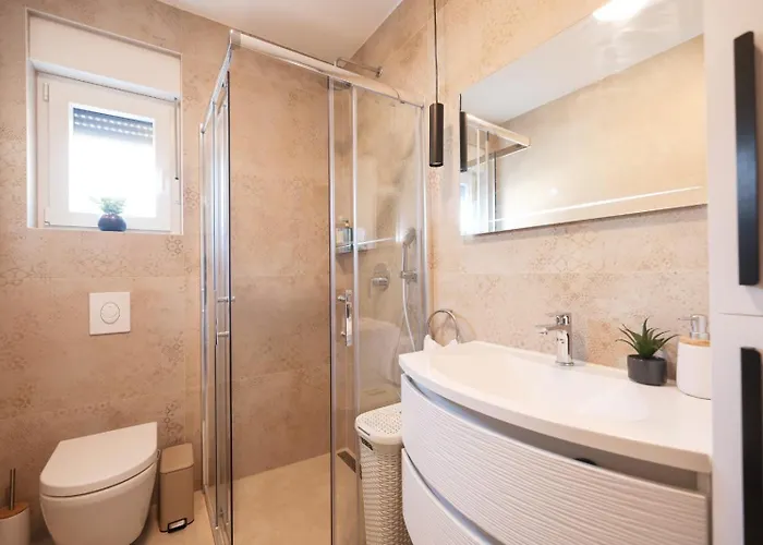 Belvedere - Garden And Jacuzzi 公寓 扎达尔